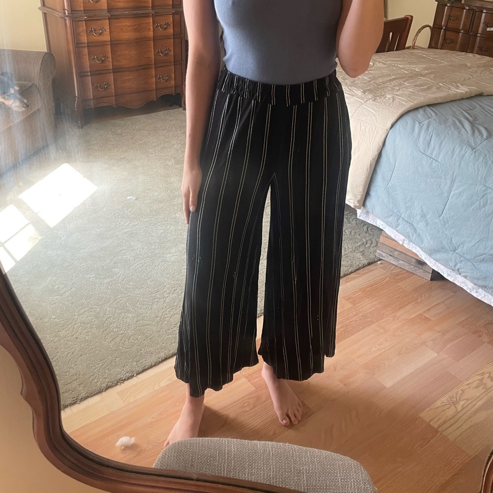 Carly Jean Los Angeles Black and White Stripe Flowy Pants